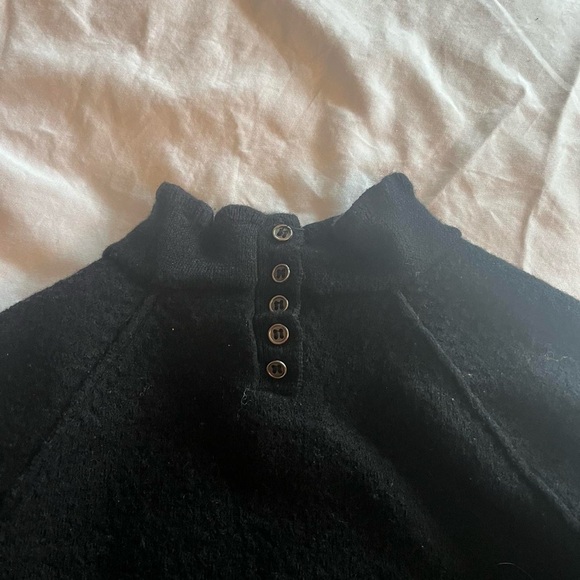 Black Ruffled Turtleneck Crop Top - Picture 3 of 3